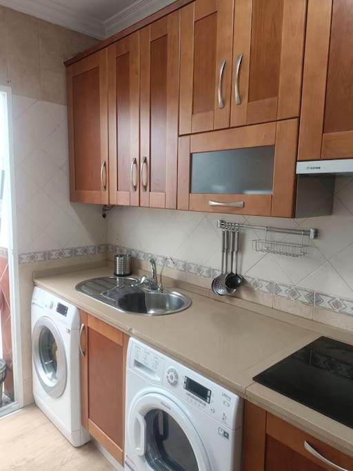 Apartamento Familiar Málaga Exteriör bild